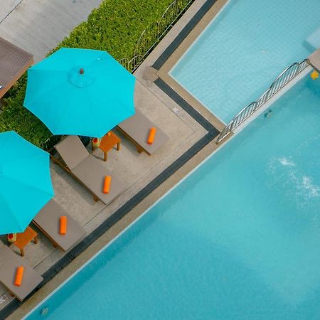 Recenta Suite Phuket Suanluang Exterior photo