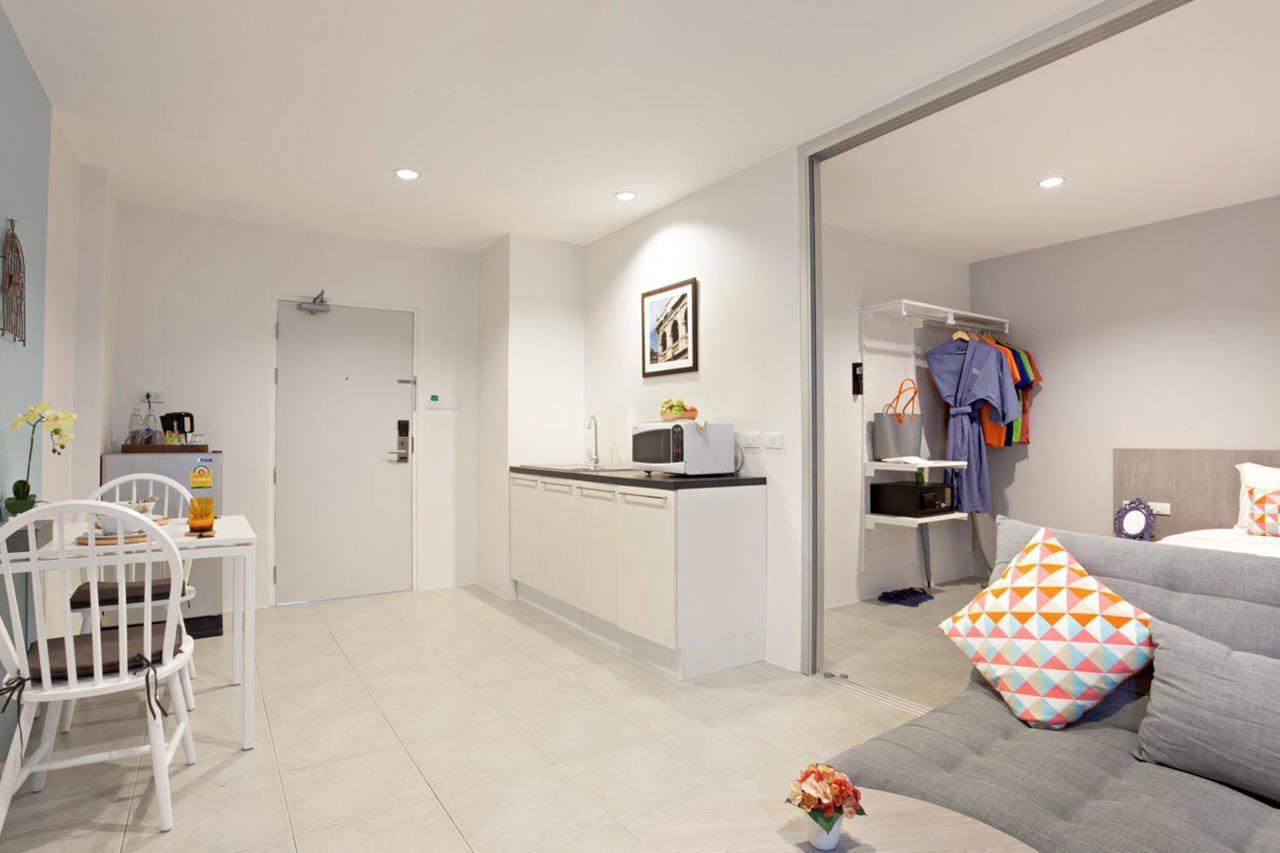 Recenta Suite Phuket Suanluang Exterior photo