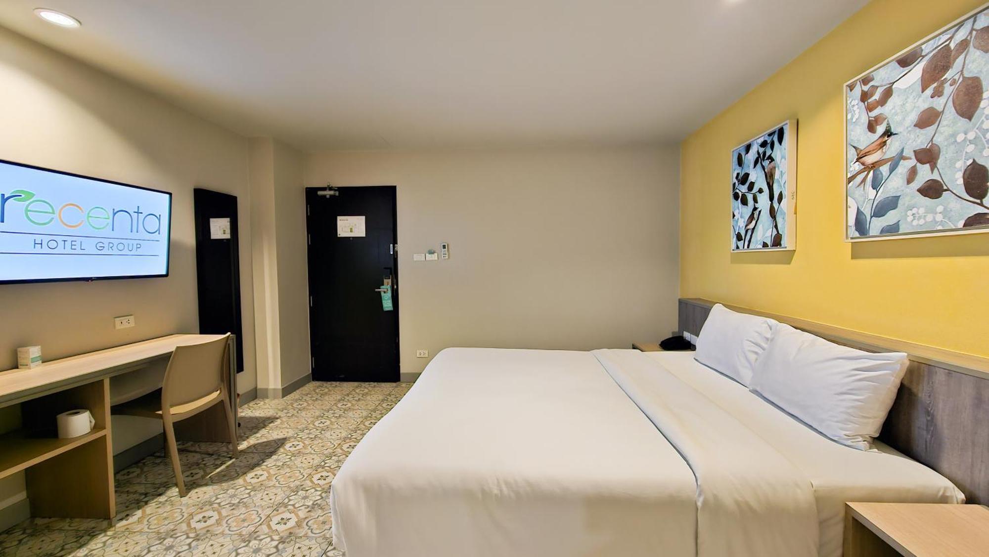 Recenta Suite Phuket Suanluang Exterior photo