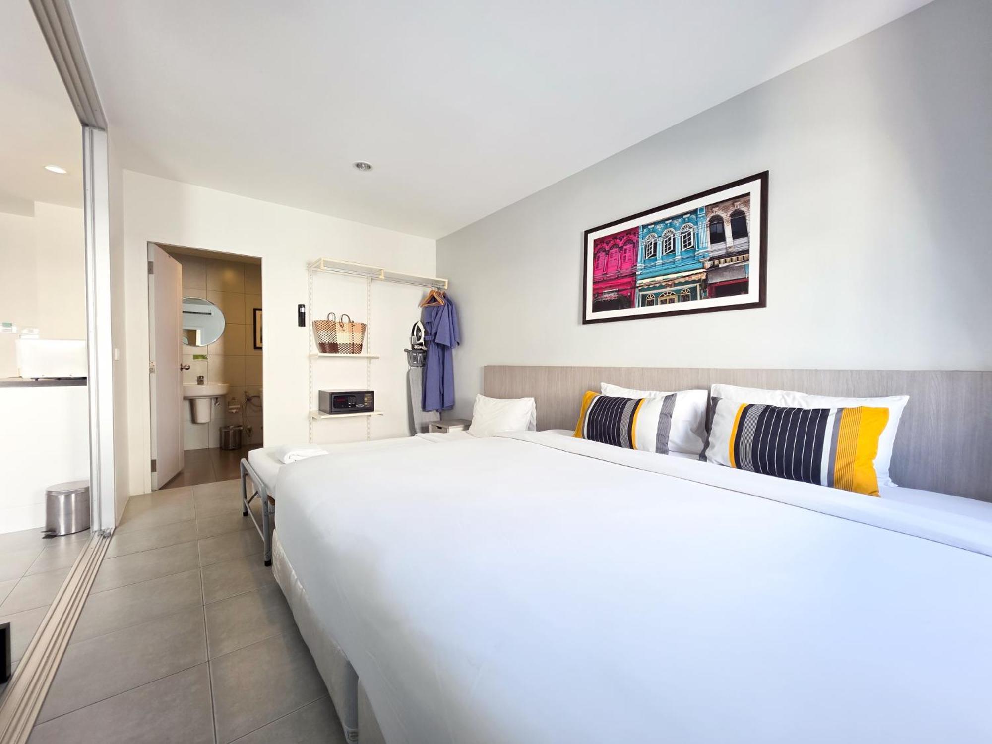 Recenta Suite Phuket Suanluang Exterior photo