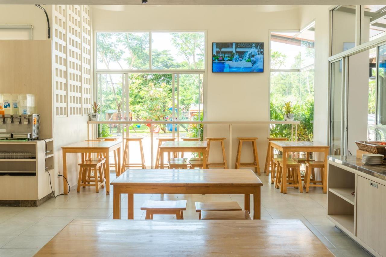 Recenta Suite Phuket Suanluang Exterior photo